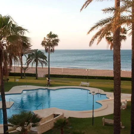 Comfortable House In With Pool 펜션