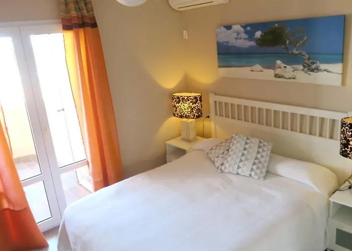 Comfortable House In With Pool 펜션 데니아