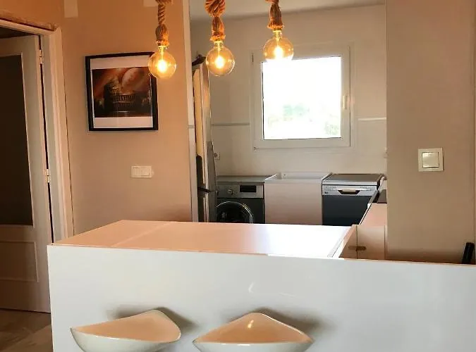 펜션 Comfortable House In With Pool